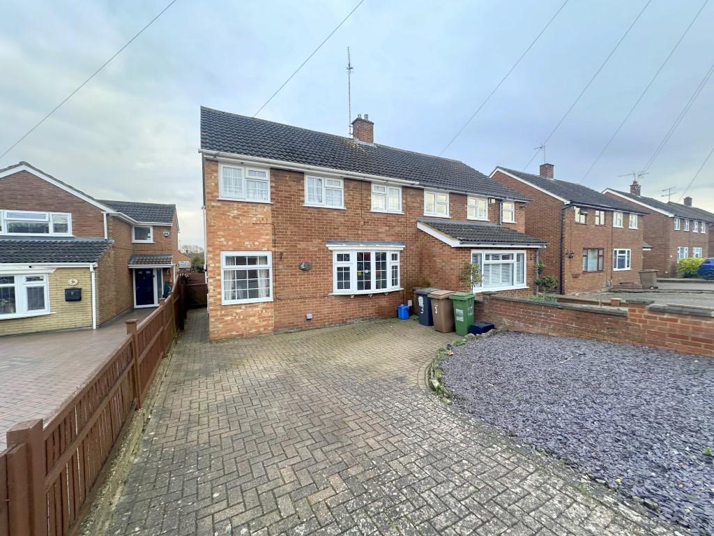 3 bed Semi Detached for rent in Upper Sundon. From Indigo Residential - Barton Road