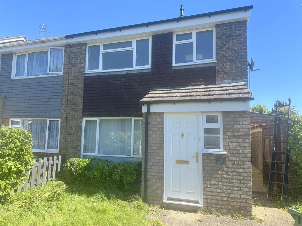 3 bed Detached for rent in Dunstable. From Indigo Residential - Barton Road