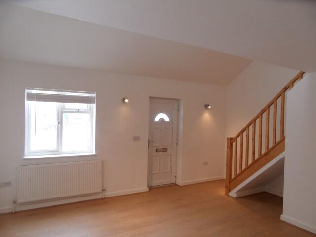 1 bed Cluster Home for rent in Upper Sundon. From Indigo Residential - Barton Road