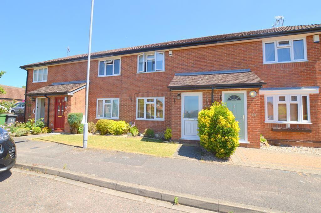 2 bed Mid Terraced House for rent in Luton. From Indigo Residential - Barton Road