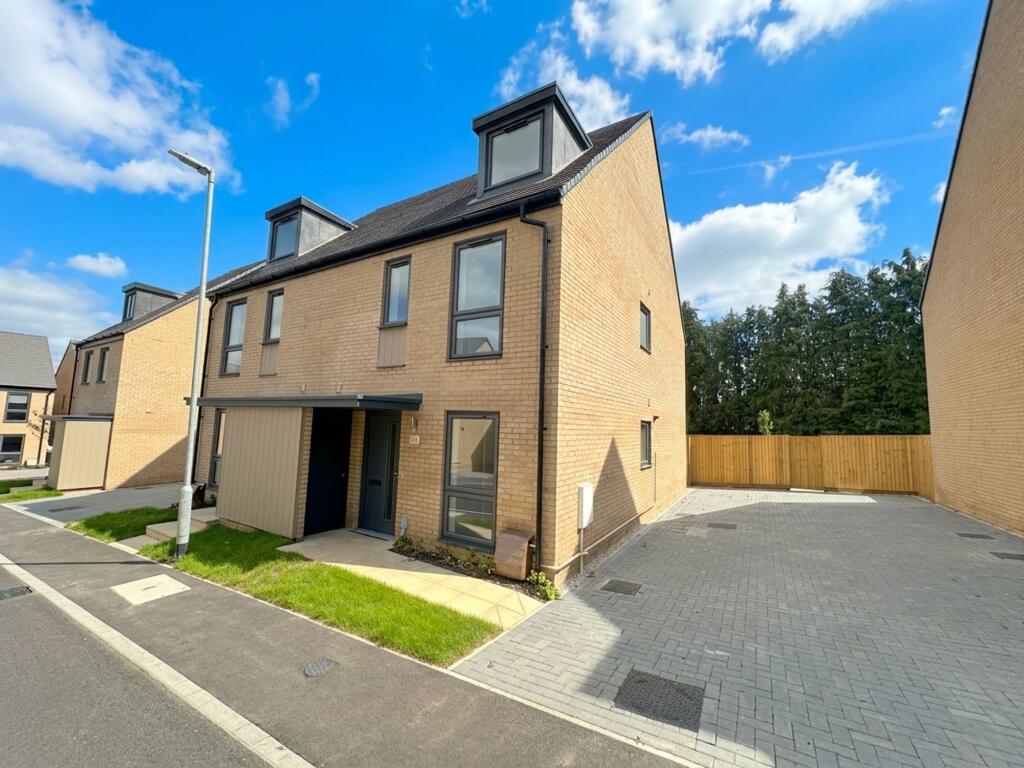 4 bed Semi Detached for rent in Chalton. From Indigo Residential - Barton Road 4 bed Semi Detached for rent in Chalton. From Indigo Residential - Barton Road