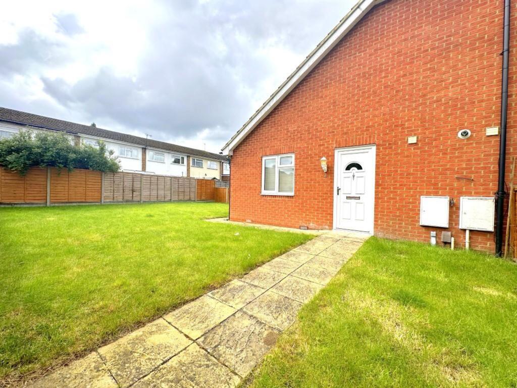 1 bed Cluster Home for rent in Upper Sundon. From Indigo Residential - Barton Road