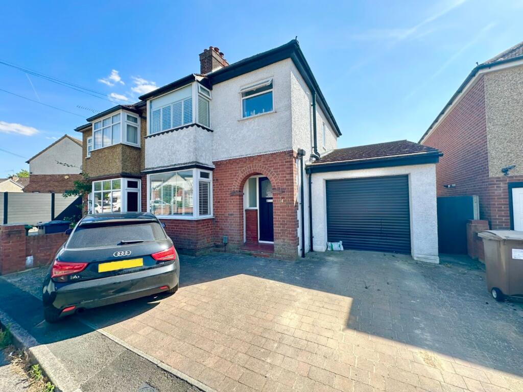 4 bed Semi Detached for rent in Luton. From Indigo Residential - Barton Road 4 bed Semi Detached for rent in Luton. From Indigo Residential - Barton Road