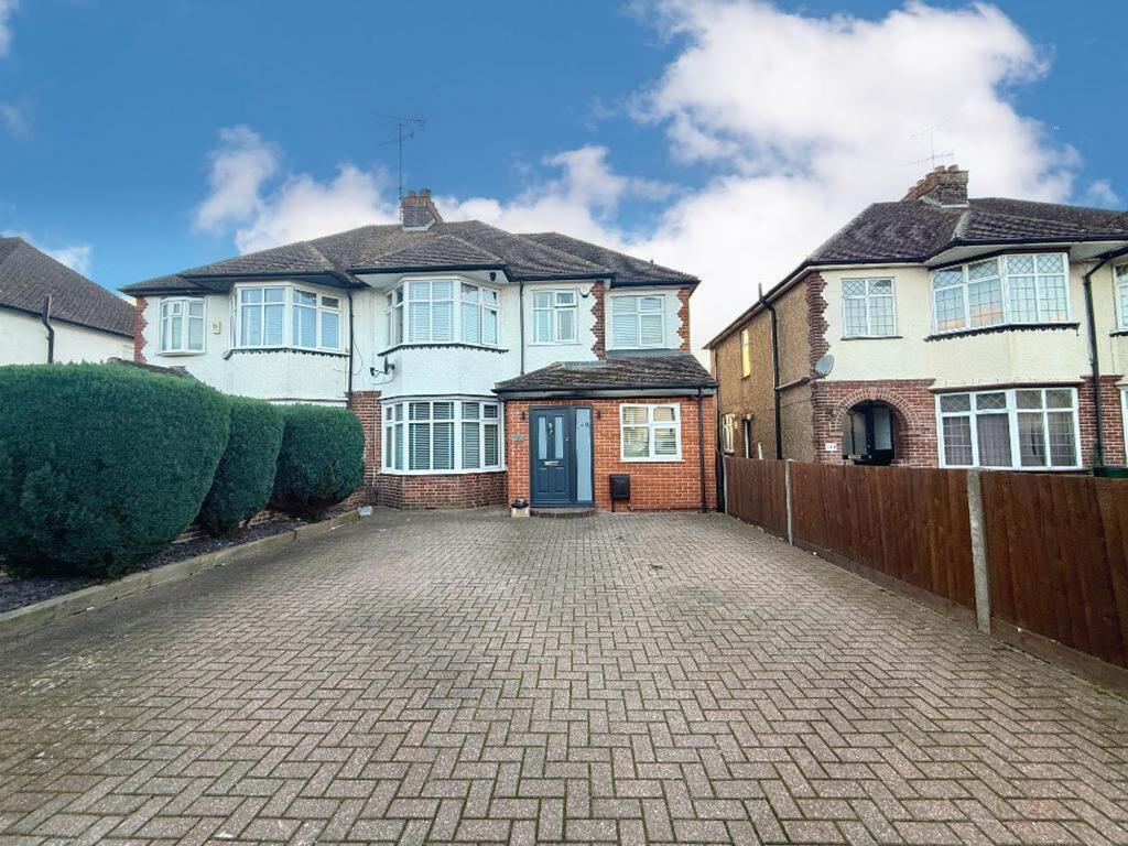 4 bed Semi Detached for rent in Luton. From Indigo Residential - Barton Road 4 bed Semi Detached for rent in Luton. From Indigo Residential - Barton Road
