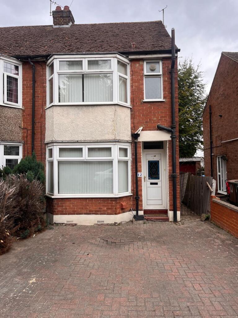 2 bed Mid Terraced House for rent in Luton. From Indigo Residential - Barton Road 2 bed Mid Terraced House for rent in Luton. From Indigo Residential - Barton Road