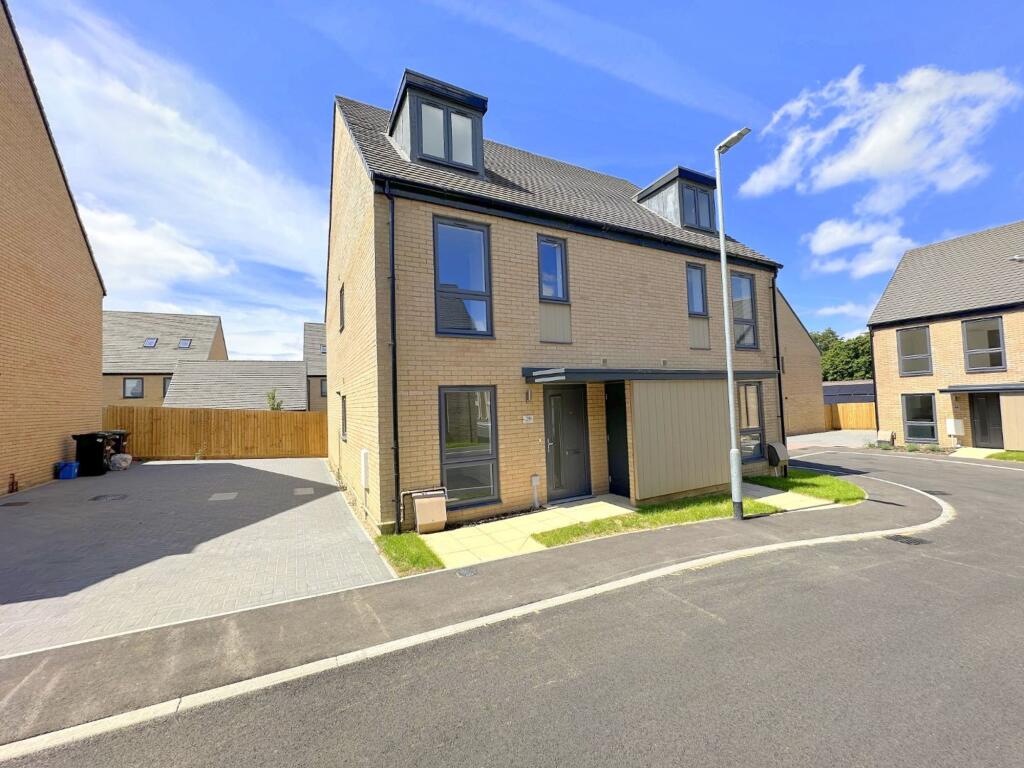 4 bed Semi Detached for rent in Luton. From Indigo Residential - Barton Road 4 bed Semi Detached for rent in Luton. From Indigo Residential - Barton Road
