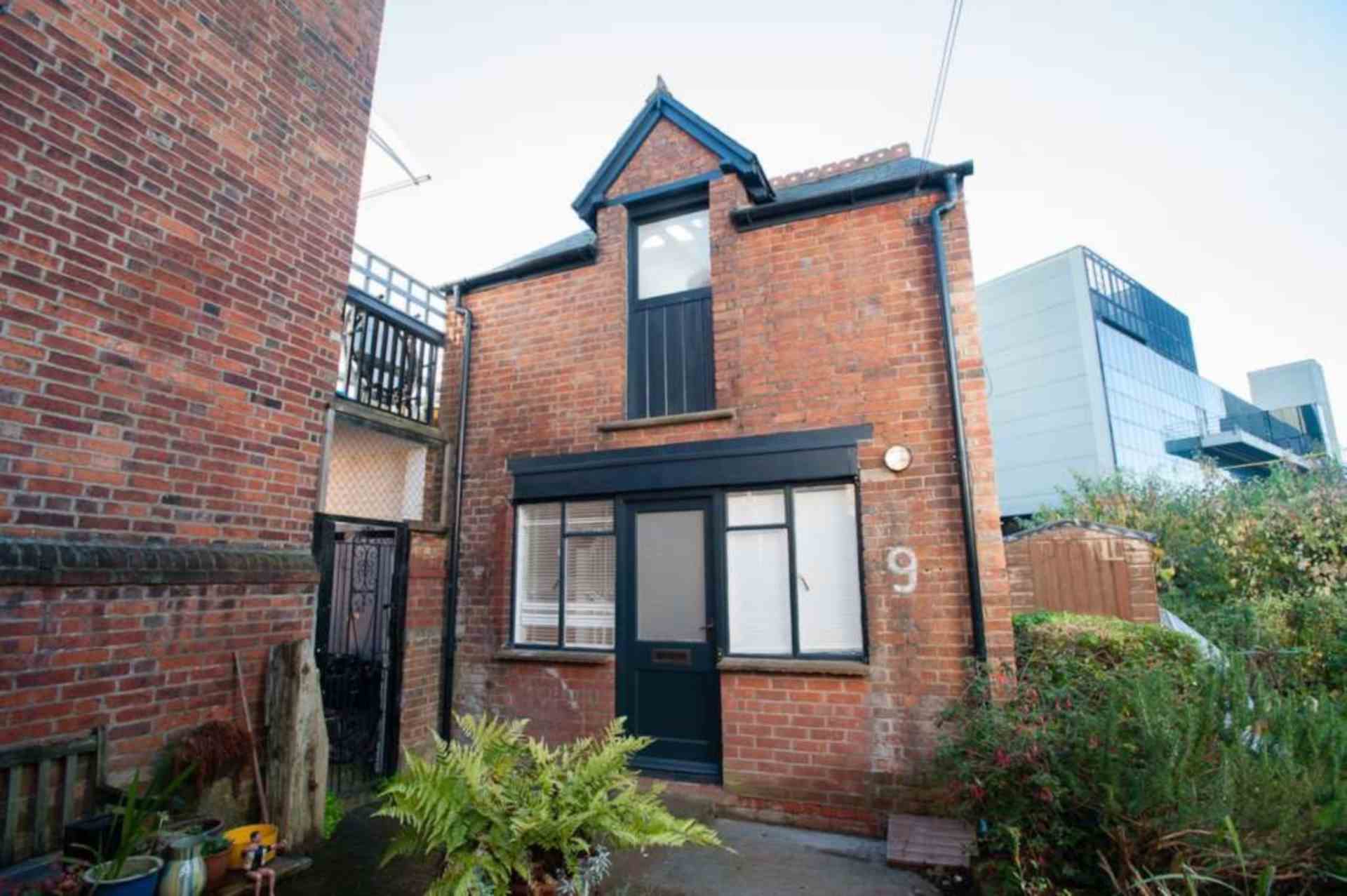 1 bed Detached for rent in Oxford. From James C Penny Estate Agents - Central North Oxford