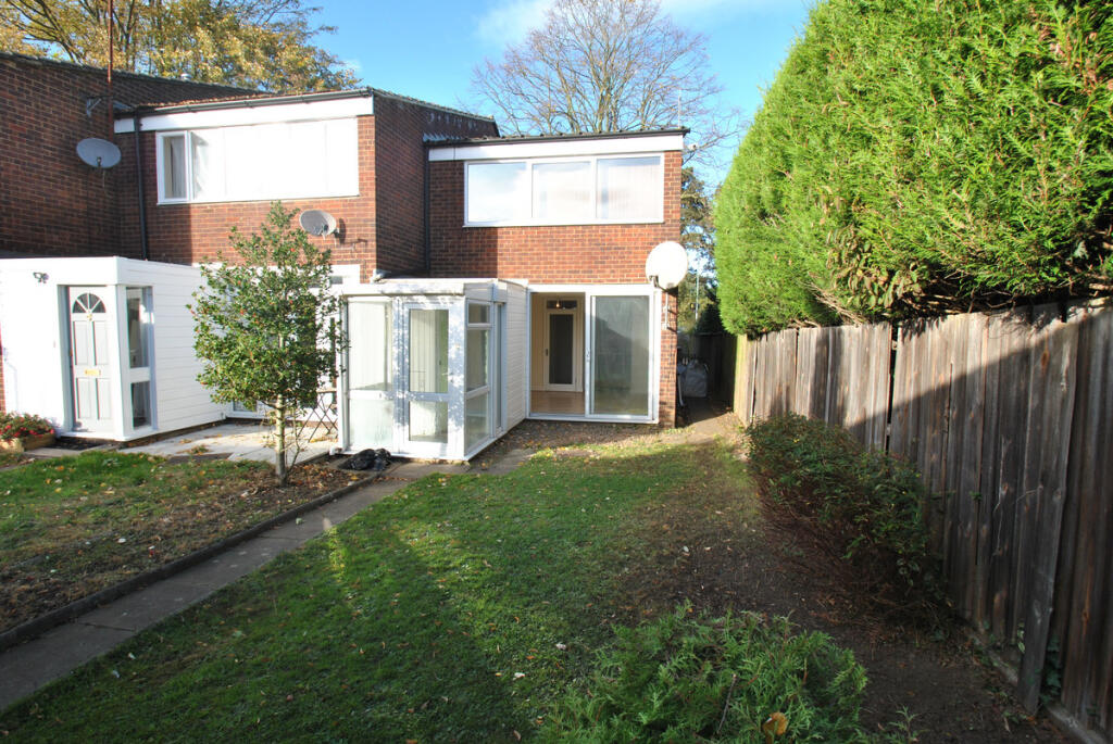 1 bed Annexe for rent in Gosmore. From Isabelle Estates Ltd - Letchworth Garden City