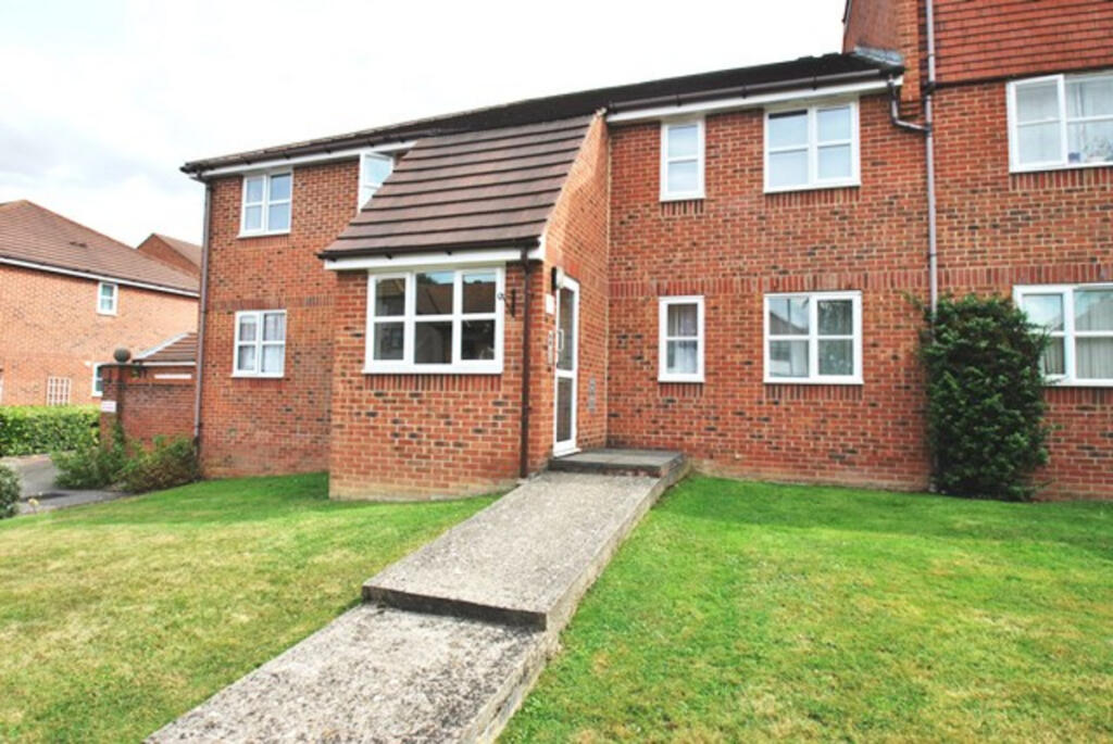 2 bed Apartment for rent in Letchworth. From Isabelle Estates Ltd - Letchworth Garden City 2 bed Apartment for rent in Letchworth. From Isabelle Estates Ltd - Letchworth Garden City