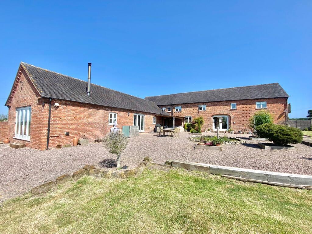 5 bed Not Specified for rent in Market Drayton. From James Du Pavey - Eccleshall 5 bed Not Specified for rent in Market Drayton. From James Du Pavey - Eccleshall
