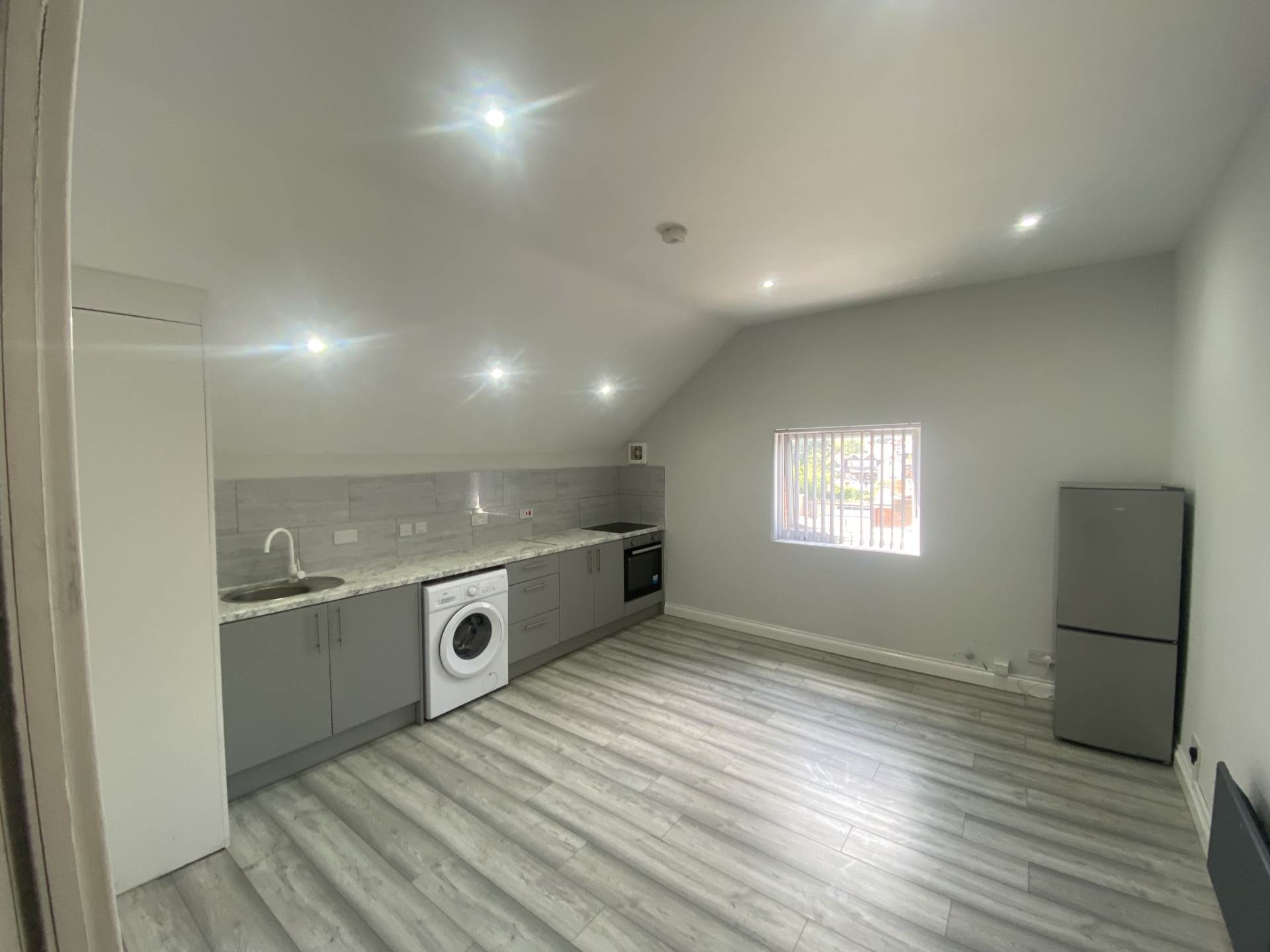 4 bed 1st Floor Flat for rent in Reading. From Reading Estate Agent