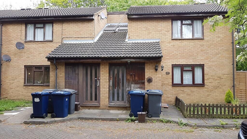 1 bed Annexe for rent in Hendon. From Warren Bradley Estates