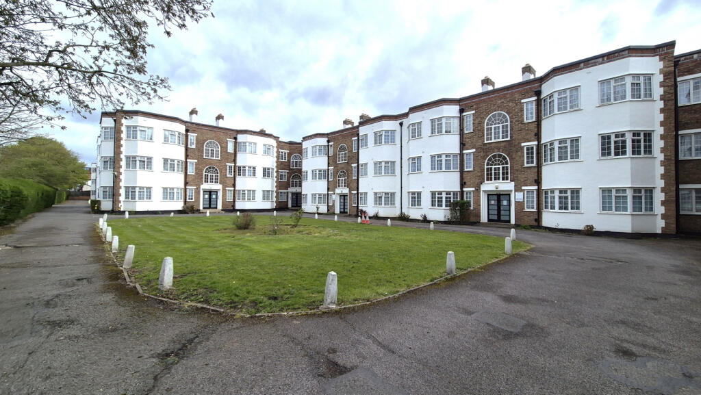 2 bed 1st Floor Flat for rent in Hendon. From Warren Bradley Estates