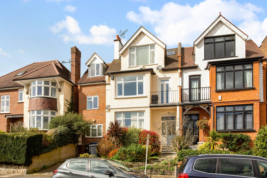 2 bed 1st Floor Flat for rent in Wimbledon. From John D Wood & Co. Sales - Wimbledon Village