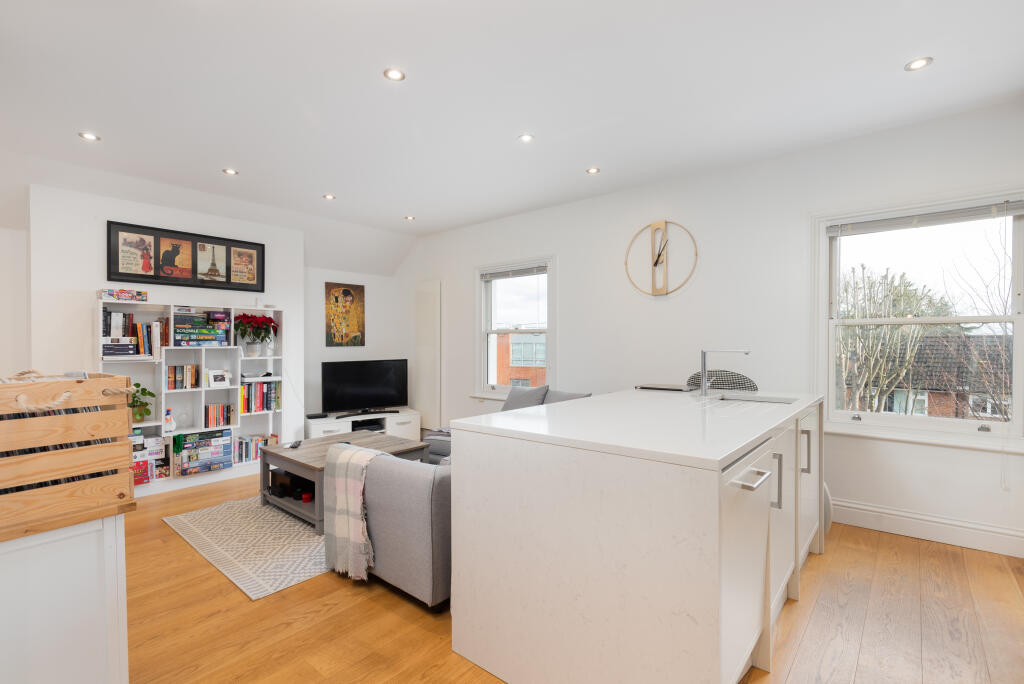 2 bed 1st Floor Flat for rent in London. From John D Wood & Co. Sales - Wimbledon Village 2 bed 1st Floor Flat for rent in London. From John D Wood & Co. Sales - Wimbledon Village