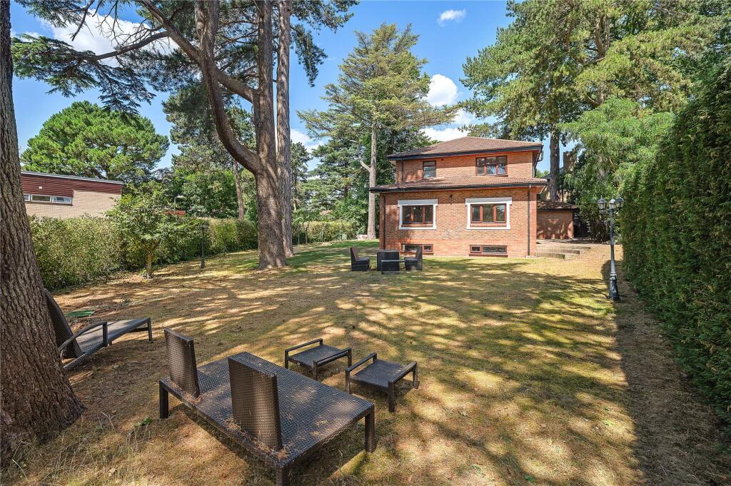 5 bed Detached for rent in Kingston upon Thames. From John D Wood & Co. Sales - Wimbledon Village
