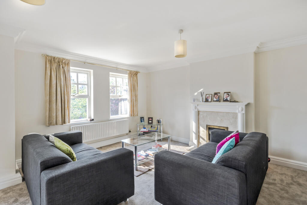 2 bed 1st Floor Flat for rent in Wimbledon. From John D Wood & Co. Sales - Wimbledon Village