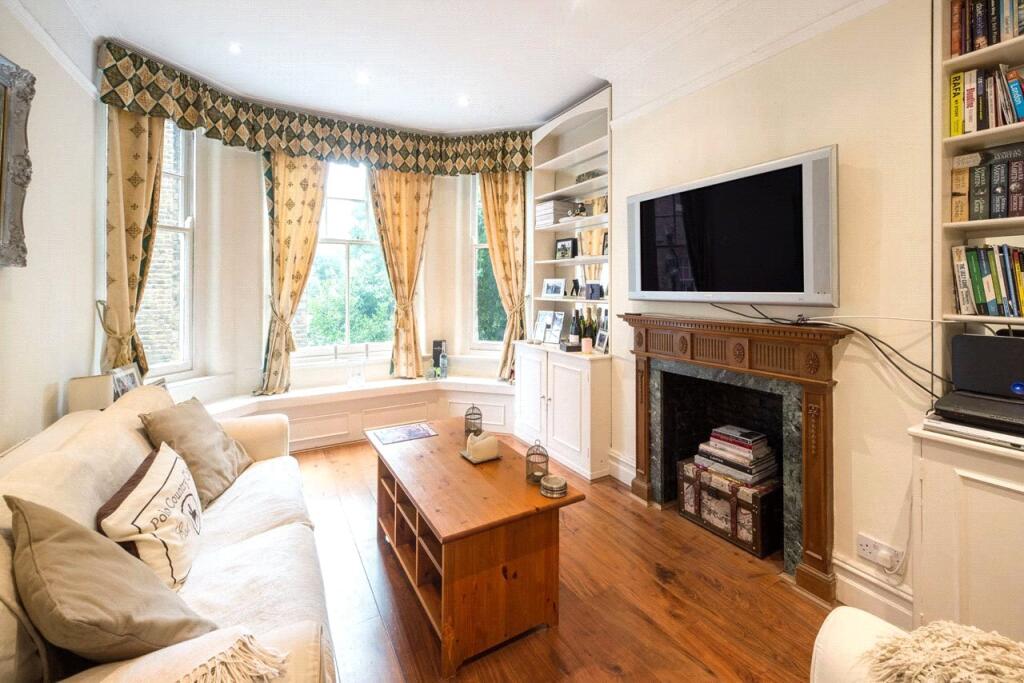 1 bed 1st Floor Flat for rent in Chelsea. From John D Wood & Co. Sales - Chelsea Green