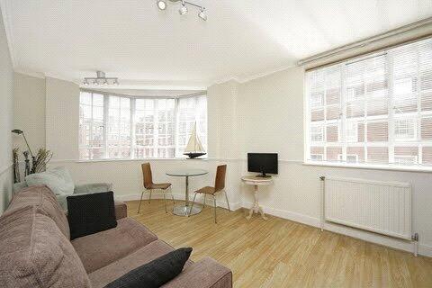 1 bed 1st Floor Flat for rent in London. From John D Wood & Co. Sales - Chelsea Green