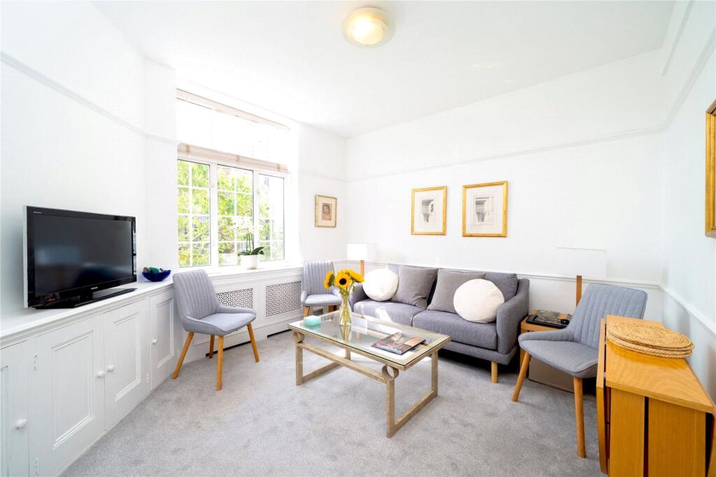 1 bed 1st Floor Flat for rent in Chelsea. From John D Wood & Co. Sales - Chelsea Green