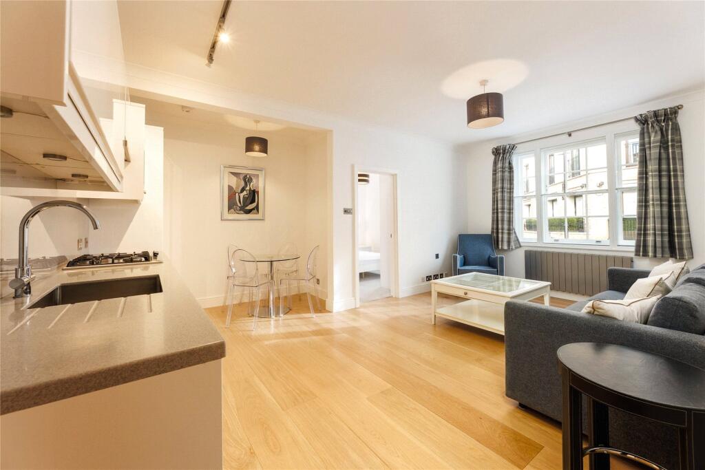 1 bed 1st Floor Flat for rent in London. From John D Wood & Co. Sales - Chelsea Green