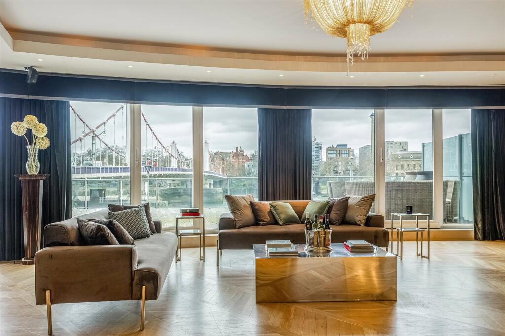 2 bed 1st Floor Flat for rent in London. From John D Wood & Co. Sales - Battersea