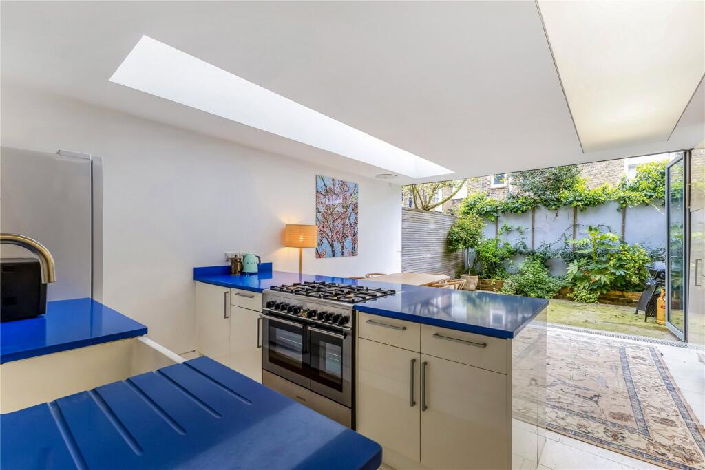 4 bed Mid Terraced House for rent in London. From John D Wood & Co. Sales - Battersea