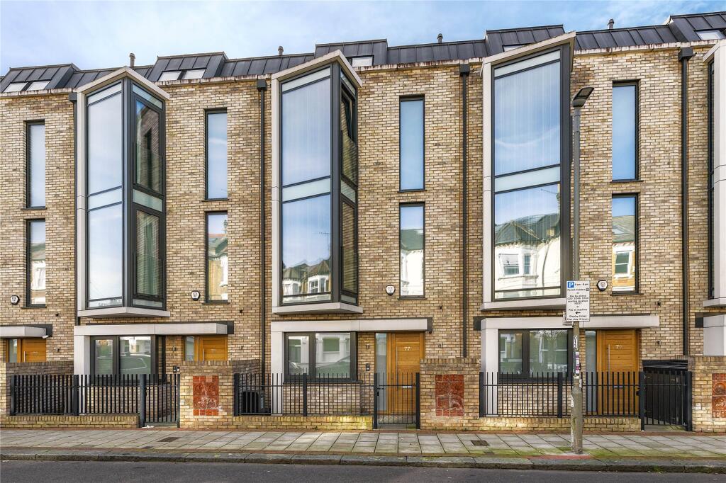4 bed Detached for rent in Battersea. From John D Wood & Co. Sales - Battersea