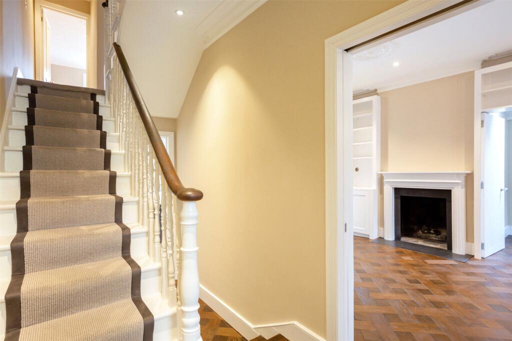 4 bed Detached for rent in Battersea. From John D Wood & Co. Sales - Battersea 4 bed Detached for rent in Battersea. From John D Wood & Co. Sales - Battersea