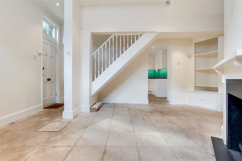 2 bed Mews for rent in Battersea. From John D Wood & Co. Sales - Battersea 2 bed Mews for rent in Battersea. From John D Wood & Co. Sales - Battersea