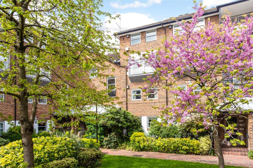 2 bed 1st Floor Flat for rent in Battersea. From John D Wood & Co. Sales - Battersea