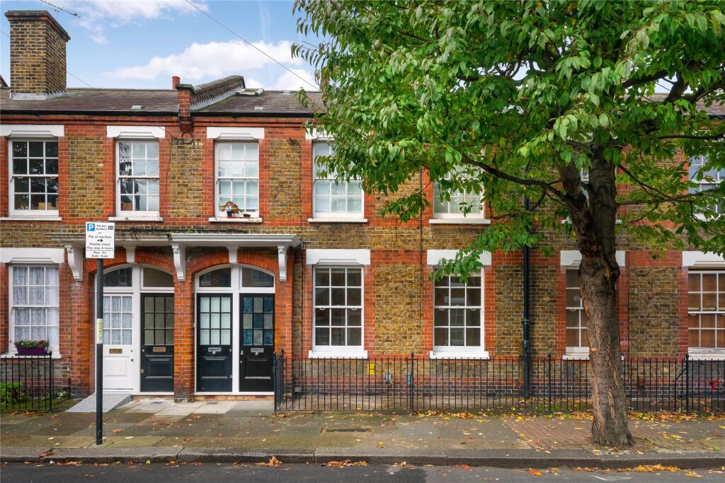 2 bed 1st Floor Flat for rent in Battersea. From John D Wood & Co. Sales - Battersea 2 bed 1st Floor Flat for rent in Battersea. From John D Wood & Co. Sales - Battersea