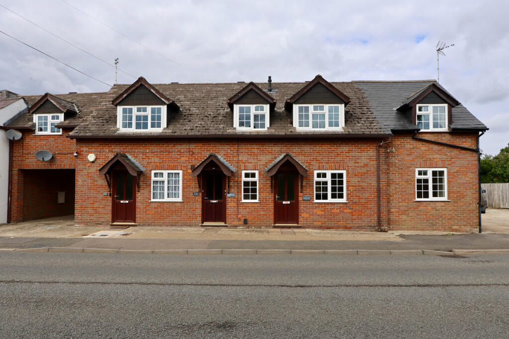 1 bed 1st Floor Flat for rent in Great Missenden. From Jeremy Swan - Great Missenden 1 bed 1st Floor Flat for rent in Great Missenden. From Jeremy Swan - Great Missenden