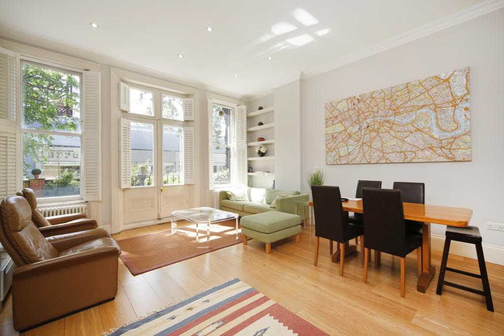 2 bed Flat for rent in Chelsea. From John D Wood & Co - South Kensington