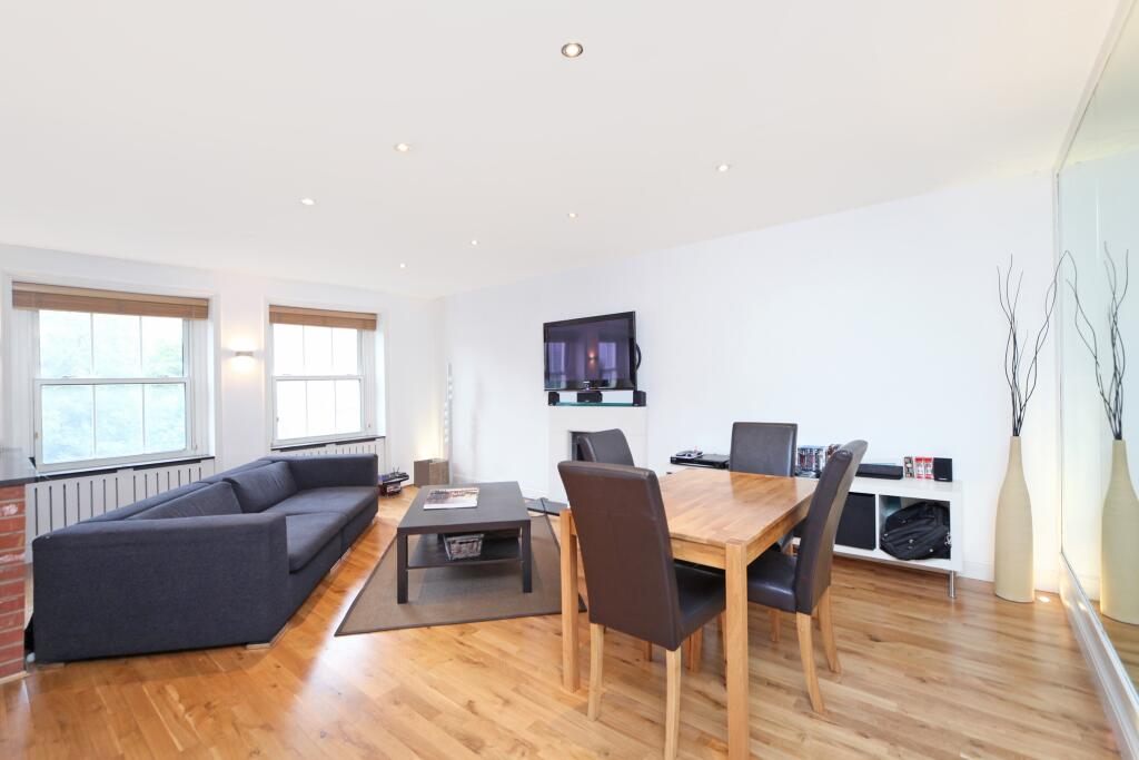 3 bed Flat for rent in Chelsea. From John D Wood & Co - South Kensington