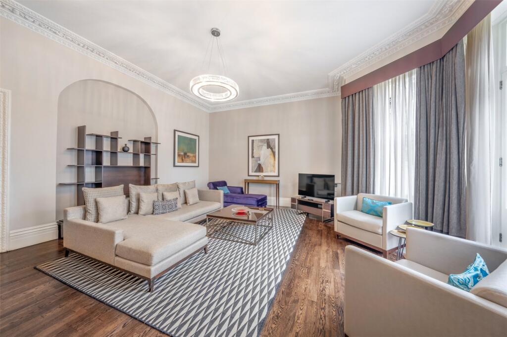 3 bed 1st Floor Flat for rent in London. From John D Wood & Co. Sales - South Kensington