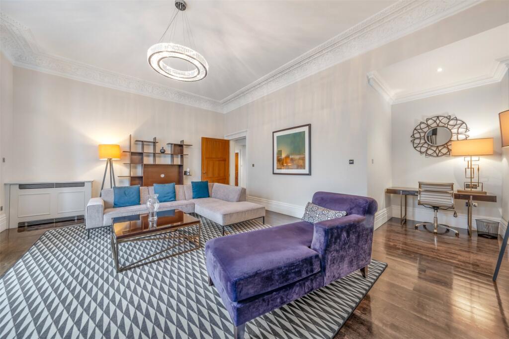 3 bed 1st Floor Flat for rent in London. From John D Wood & Co. Sales - South Kensington 3 bed 1st Floor Flat for rent in London. From John D Wood & Co. Sales - South Kensington
