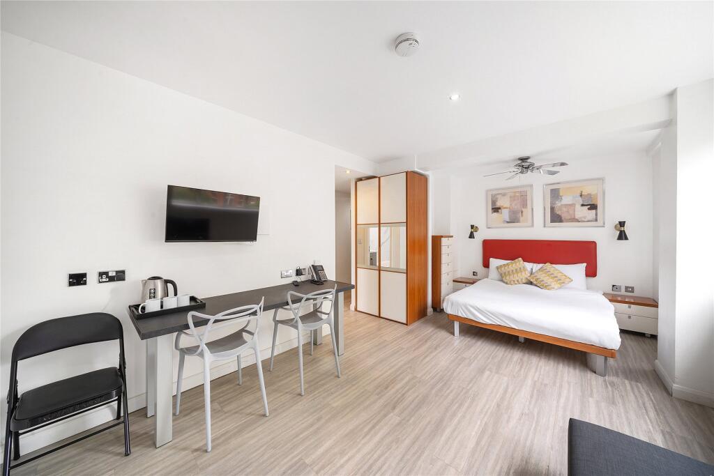 4 bed Studio for rent in Chelsea. From John D Wood & Co. Sales - South Kensington