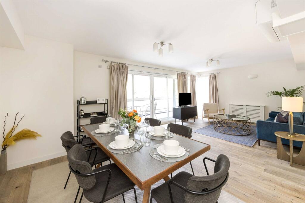 2 bed 1st Floor Flat for rent in Kensington. From John D Wood & Co. Sales - South Kensington