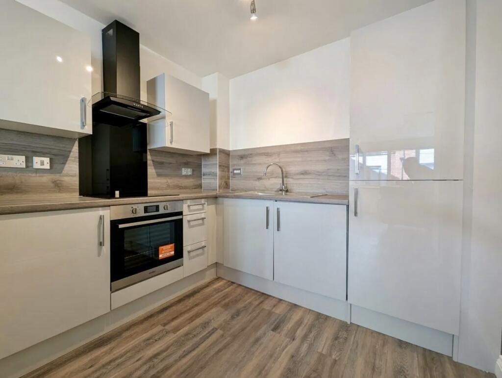 2 bed 1st Floor Flat for rent in Birmingham. From JR Estates - Selly Park