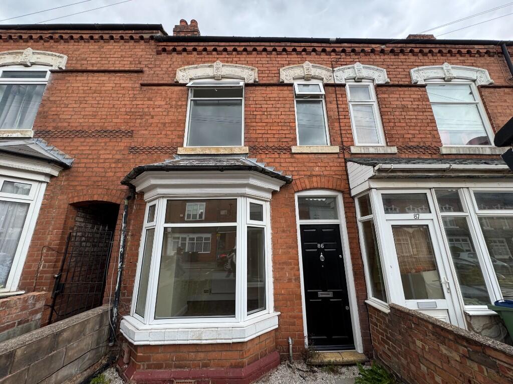 3 bed Mid Terraced House for rent in Smethwick. From JR Estates - Selly Park