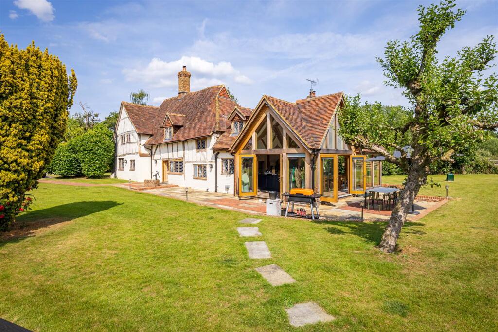 4 bed Detached for rent in Elmbridge Village. From Grantley - Guildford