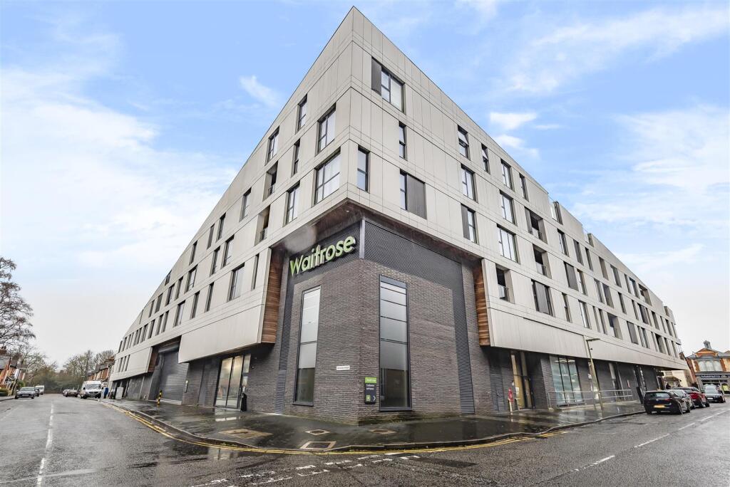 1 bed 1st Floor Flat for rent in Guildford. From Grantley - Guildford