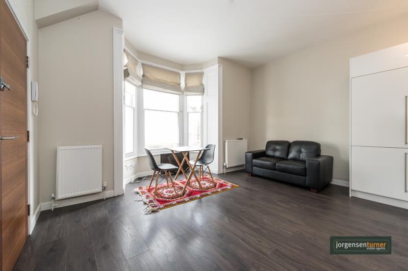 1 bed 1st Floor Flat for rent in Hammersmith. From Jorgensen Turner - Shepherds Bush Office 1 bed 1st Floor Flat for rent in Hammersmith. From Jorgensen Turner - Shepherds Bush Office