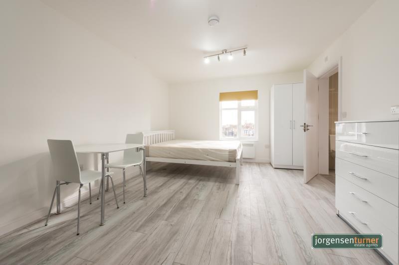 0 bed Studio for rent in Hammersmith. From Jorgensen Turner - Shepherds Bush Office