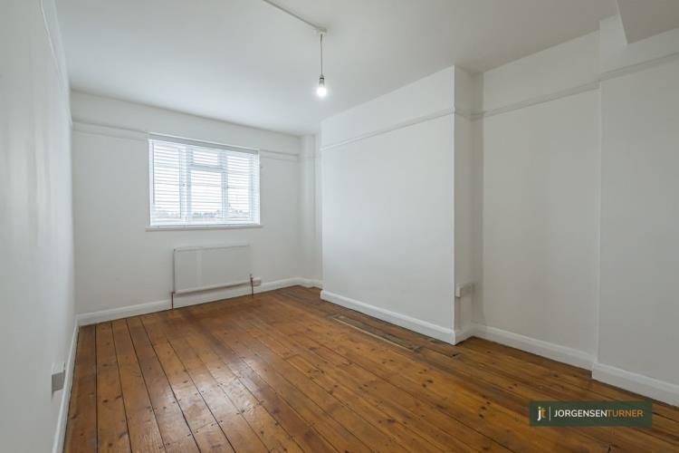 2 bed 1st Floor Flat for rent in Hammersmith. From Jorgensen Turner - Shepherds Bush Office