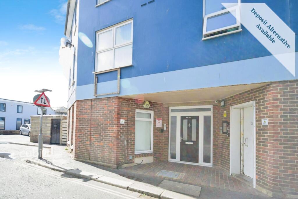 1 bed 1st Floor Flat for rent in Bognor Regis. From Cubitt & West Residential Lettings - Bognor Regis