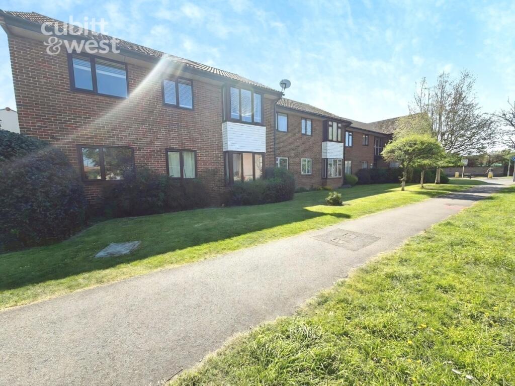 2 bed 1st Floor Flat for rent in Flansham. From Cubitt & West Residential Lettings - Bognor Regis