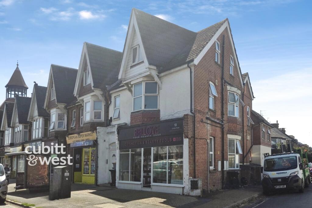 4 bed Studio for rent in Bognor Regis. From Cubitt & West Residential Lettings - Bognor Regis 4 bed Studio for rent in Bognor Regis. From Cubitt & West Residential Lettings - Bognor Regis