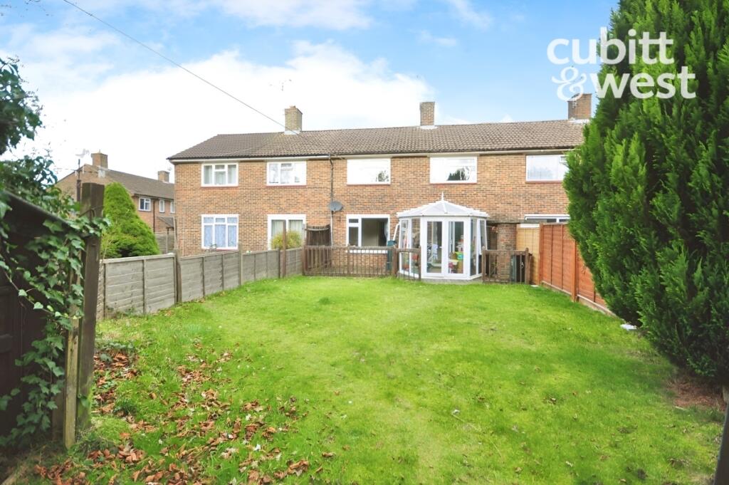 3 bed Mid Terraced House for rent in Crawley. From Cubitt & West Residential Lettings - Crawley
